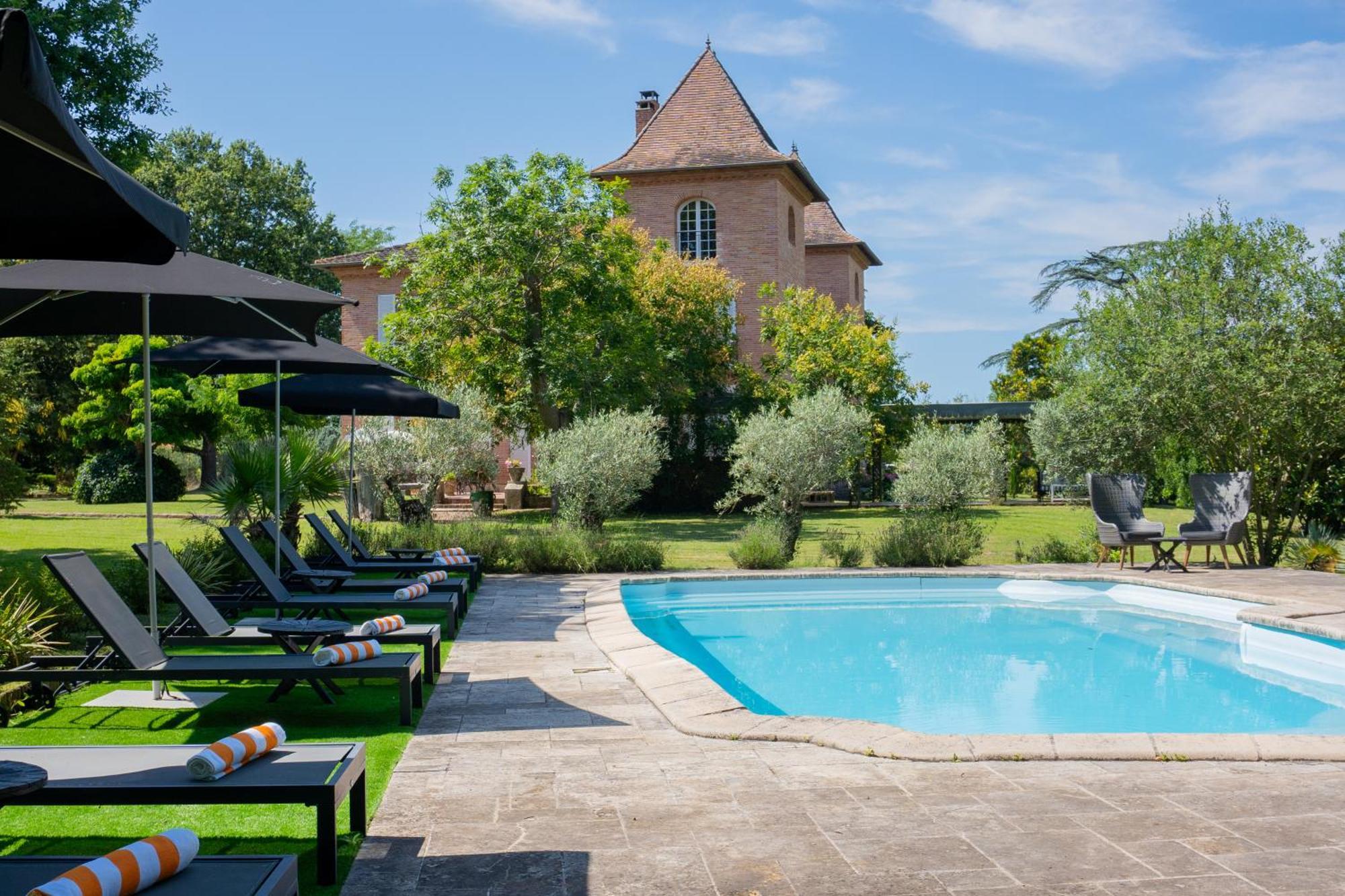 Castel Bois Marie, Maison D'Hotes Montauban Zewnętrze zdjęcie The swimming pool at Château de Chaumont