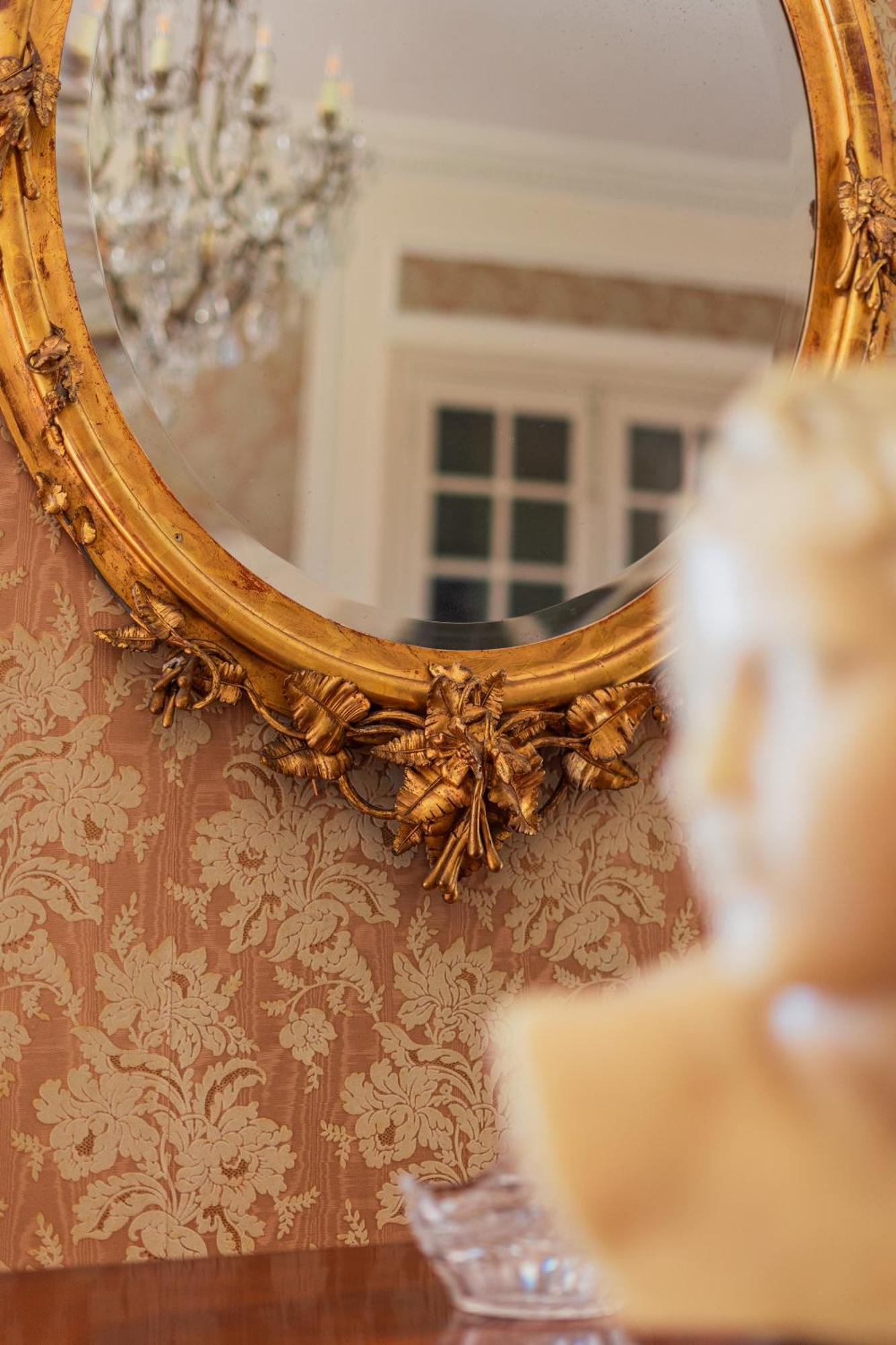 Castel Bois Marie, Maison D'Hotes Montauban Zewnętrze zdjęcie Detail of the mirror
