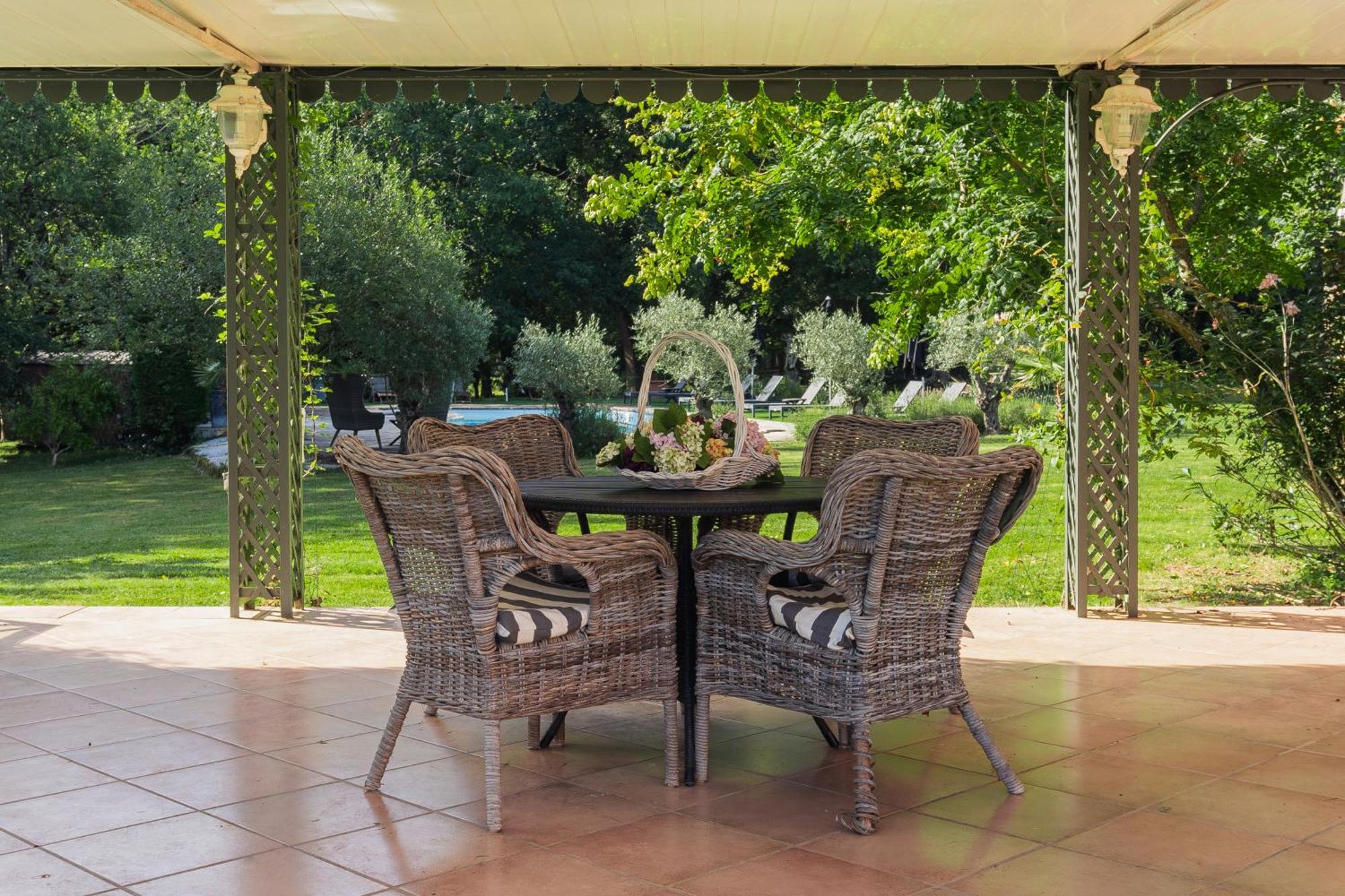 Castel Bois Marie, Maison D'Hotes Montauban Zewnętrze zdjęcie Garden furniture