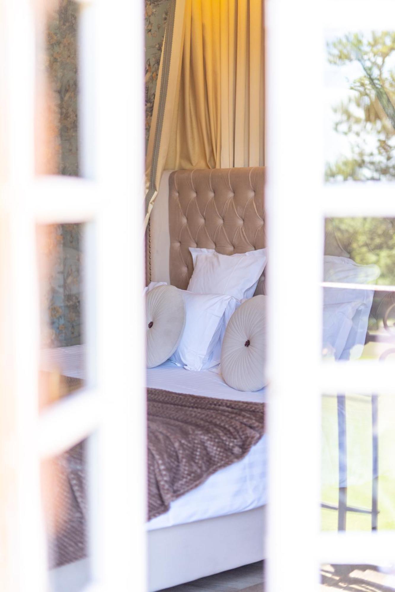 Castel Bois Marie, Maison D'Hotes Montauban Zewnętrze zdjęcie A bed
